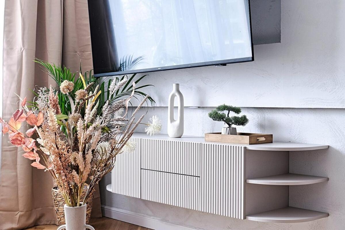 Prime Prive 65tv Ac Standing Desk King Bed Apartament Warszawa